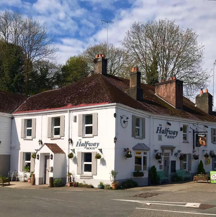 Saint Germans The Halfway House Pub And Kitchen Bed & Breakfast エクステリア 写真